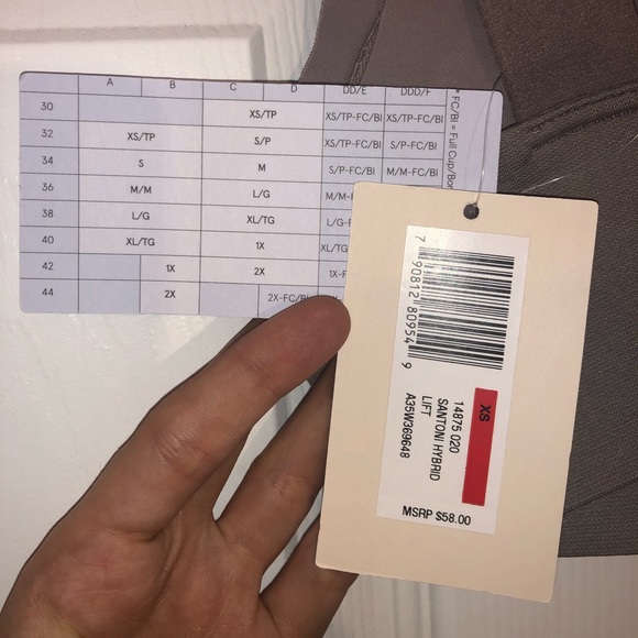 2 True body lift V neck bralettes (XS) - Picture 9 of 9